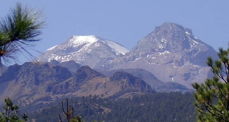 Randonnée dans la ville de Mexico : Randonnée sur les volcans glorieux - Vibe Adventures 9