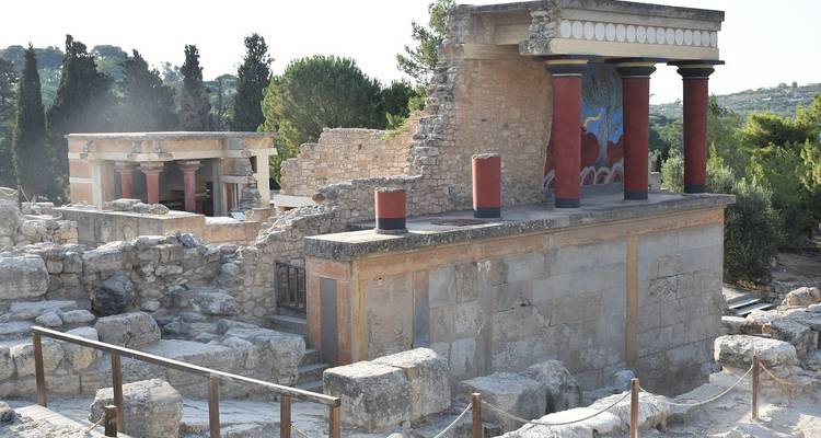 Circuit de 3 jours à Santorin et en Crète avec Knossos et coucher de soleil sur le volcan - Private Tours Greece 8