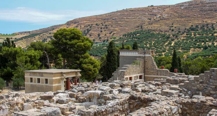4 Day Tour of Crete, Santorini, and Mykonos to Discover Greek Islands - Private Tours Greece 9