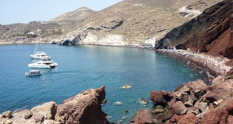 Circuit de 5 jours à Syros et Santorin, un mélange d'architecture cycladique et vénitienne - Private Tours Greece 9