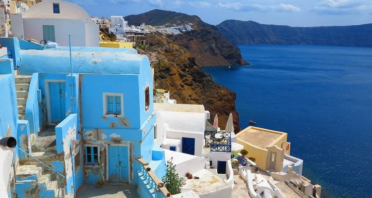 Circuit de 5 jours à Milos et Santorin pour explorer les incontournables îles grecques - Private Tours Greece 6