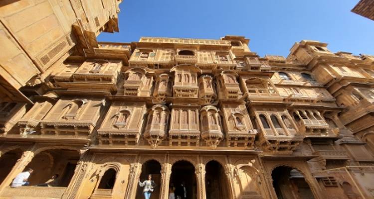 A DISCOVERY OF INDIA PREMIUM SMALL GROUP TOUR - Tweet World Travel 8