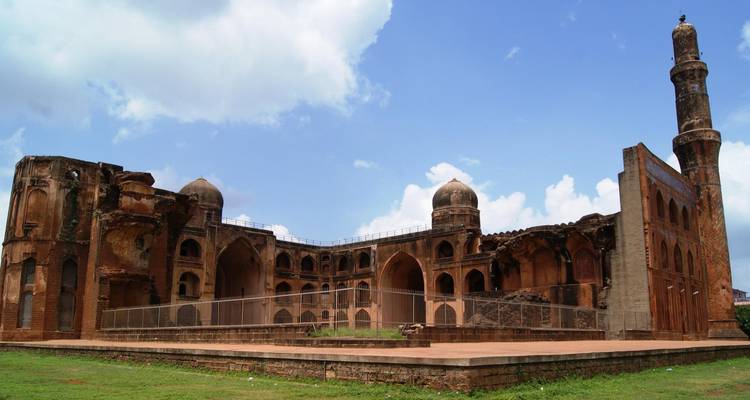 Deccan Odyssey: Hyderabad to Goa Cultural Tour - Agora Voyages OPC Pvt Ltd 4