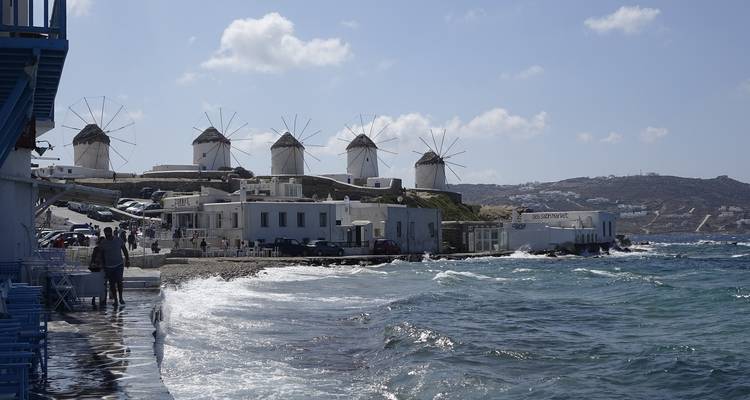 7 Day Tour in Mykonos, Santorini, Crete from Athens - Private Tours Greece 4