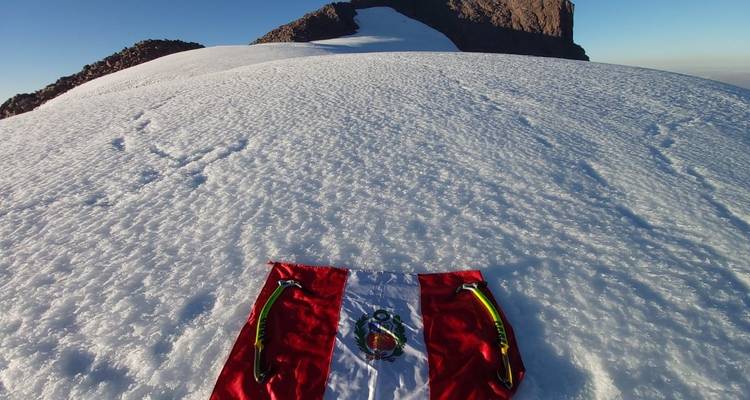 Trek & Climb: Glacier Velo de la Novia (5,269m) – 4 Days - Unu Raymi Expeditions 1