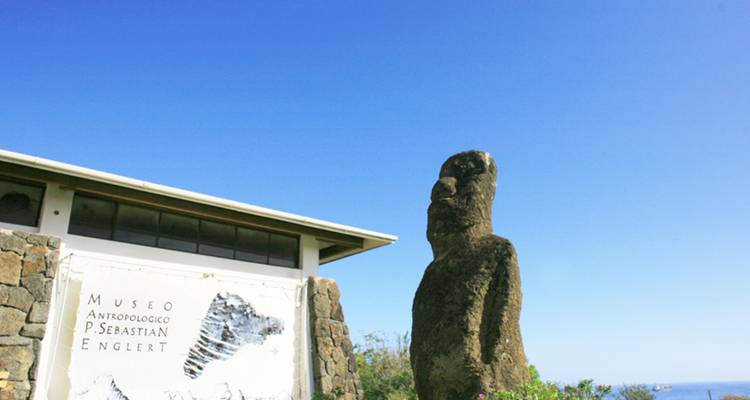 4-Days trip to Easter Island (Rapa Nui) - Signature DMC 6