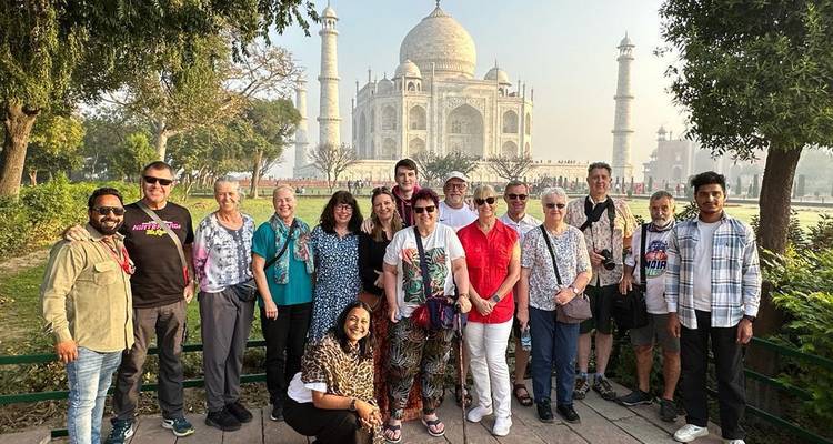 Private Overnight Taj Mahal & Agra Tour from Delhi - Aalin Tours 5