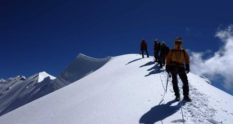 Ascension technique du Pisang Peak - 20 jours - Alpine Club of Himalaya 3