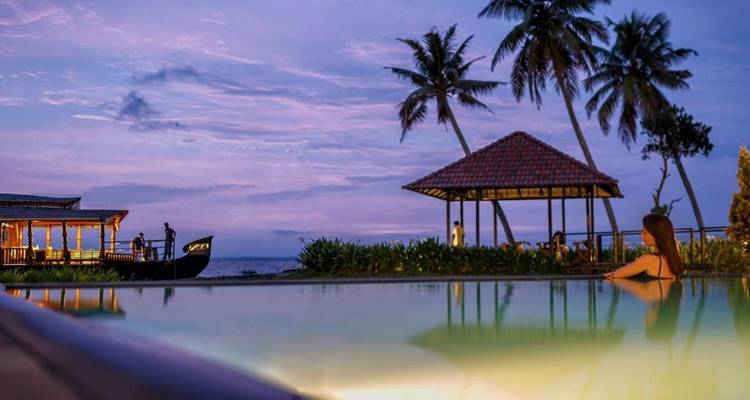 Kerala Backwaters and Beaches Tour - UncleSam Holidays 2