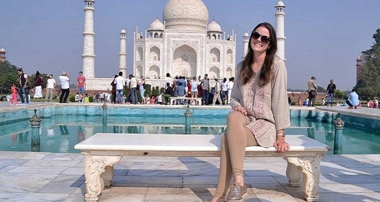 Visite privée du Taj Mahal en train express Gatimaan - tout compris - Aalin Tours 3