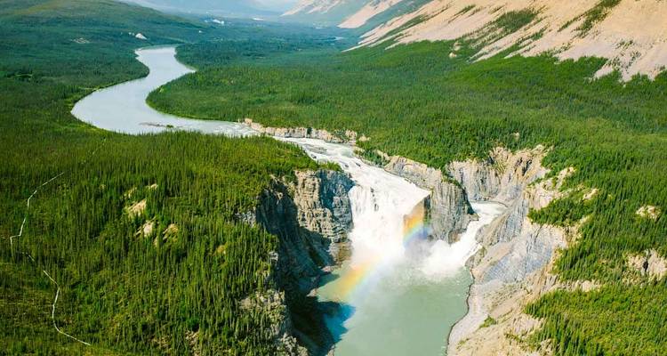 Discover Northwest Territories & Yukon - Ruby Range Adventure 1