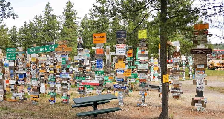 Discover Northwest Territories & Yukon - Ruby Range Adventure 8