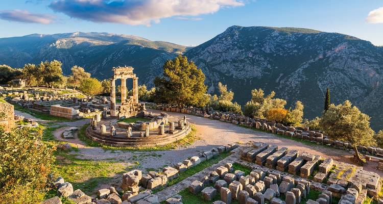 Athènes Mythologie : Visite d'Athènes, d'Epidaure, de Mycènes et de Delphes, circuit de 5 jours - Mazi Travel 9