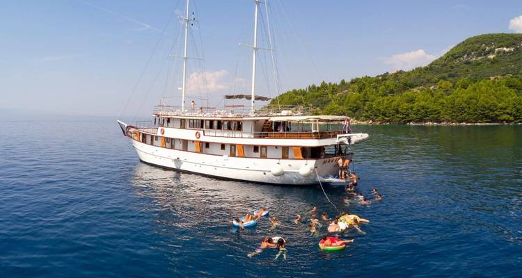 4-day Split to Dubrovnik one-way - Premier boat, Mixed-age group - Go Croatia Sail 1