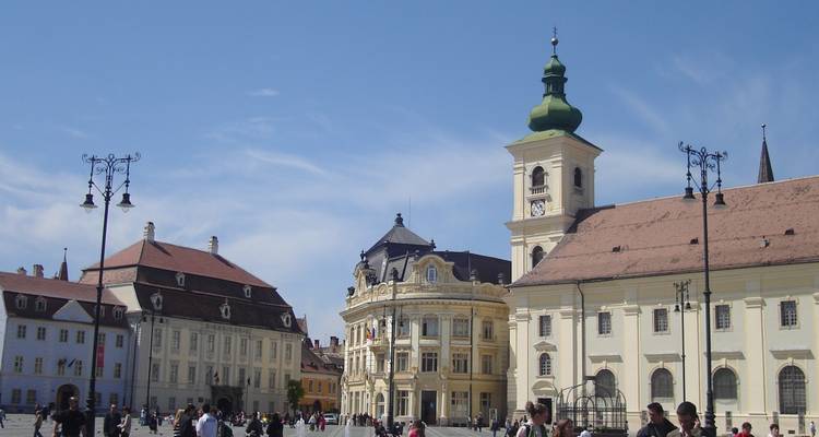 Atteindre les plus hauts sommets de Roumanie : Le pic Moldoveanu - 2544 m et le pic Negoiu - 2535 m - Carpathian Travel Center 1