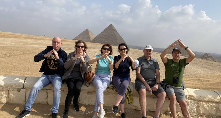 Private Full Day Pyramids of Giza & Sphinx & The Egyptian Museum & Old Cairo - Look at Egypt Tours  10