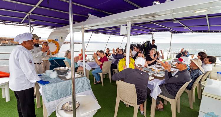 Crucero Galápagos - islas central y norte en 4 días a bordo del Monserrat - Via Natura Ecuador 8