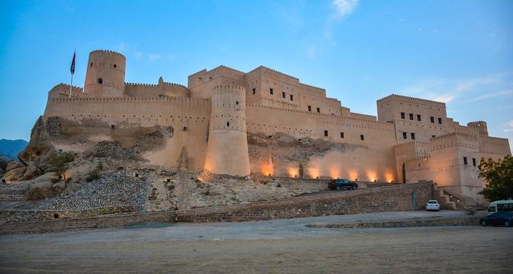 SULTANAT D'OMAN CLASSIQUE - Circuit en groupe à Mascate, Ras Al Had, Wahiba, Nizwa, Jebel Shams et Salalah - MTA Destination Management Company 6