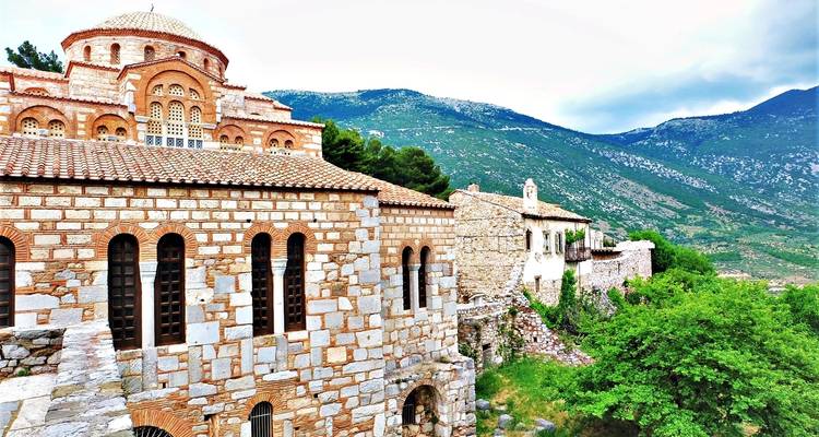 Grèce centrale hors saison : Les sites de l'UNESCO et d'autres destinations magnifiques ainsi que des lieux historiques non touristiques sur un circuit de 17 jours au départ d'Athènes. - Monterrasol Travel 4