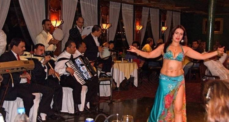 Circuito Privado de un Día a las Pirámides de Guiza y el Museo Egipcio con Cena en Crucero por el Nilo-Combo Oferta - Look at Egypt Tours  3