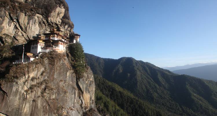 Circuit culturel au Bhoutan avec Trek de 2 jours dans la vallée de Bumthang - Bhutan Acorn Tours & Travel 6