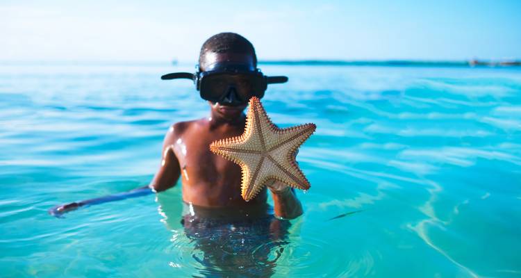 BELICE - selvas tropicales cascadas playas y Agujero Azul - Bucket List Group Travel LLC 2