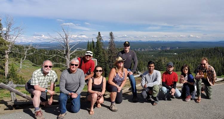 Aventure dans le parc national de Yellowstone et des Grand Tetons - 5 jours - Bucket List Group Travel LLC 1