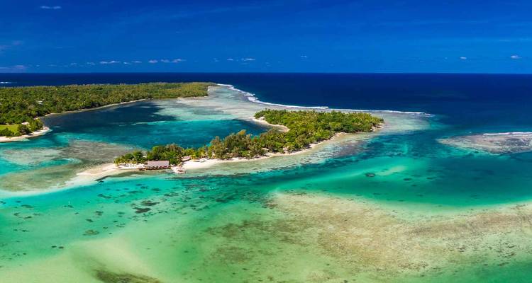 Vanuatu Expedition - Intrepid Travel 3