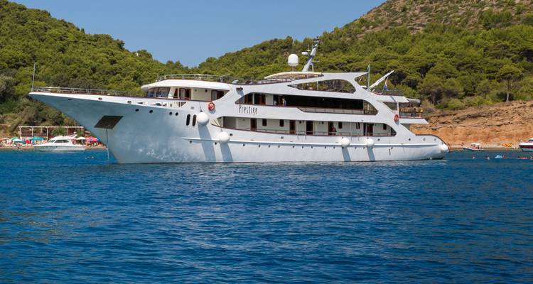 Dubrovnik to Split one way cruise MS Prestige 2025 - Kompas 4