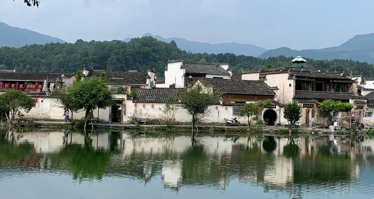 Circuito de 5 días al monte Amarillo, Xidi y el Pueblo de Hongcun - Silk Road Trips 2