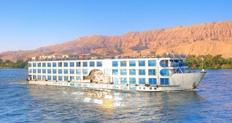 "TUT Honey Moon Tour" 8 jours au départ du Caire - Le Caire, Louxor, croisière sur le Nil, Assouan, Abou Simbel, montgolfière et plus.... - Egyptology Travel 9