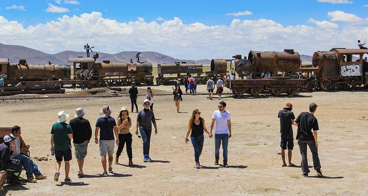 Tailor-Made Bolivia Trip to Salar de Uyuni & Lake Titicaca, Daily Start - Agate Travel 6