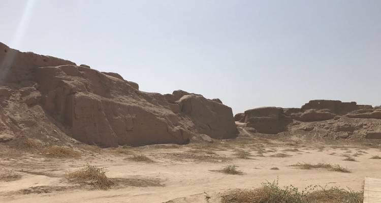 Discover Xinjiang 7-Day Tour: Urumqi, Tianchi, Turpan and Kashgar - Silk Road Trips 1