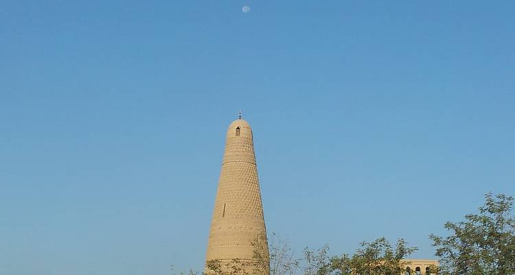 Discover Xinjiang 7-Day Tour: Urumqi, Tianchi, Turpan and Kashgar - Silk Road Trips 3