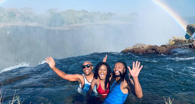 Circuit économique de 5 jours entre les chutes Victoria et le parc national de Hwange - Little Roz Tours 6