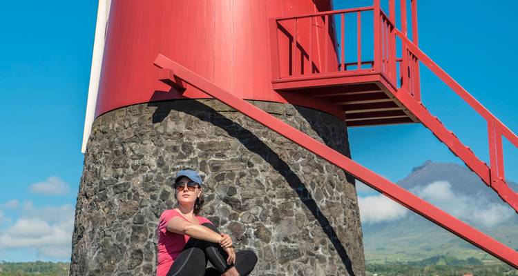 Discover Pico Island - Hiking, Sightseeing and More - Futurismo Azores Adventures 3