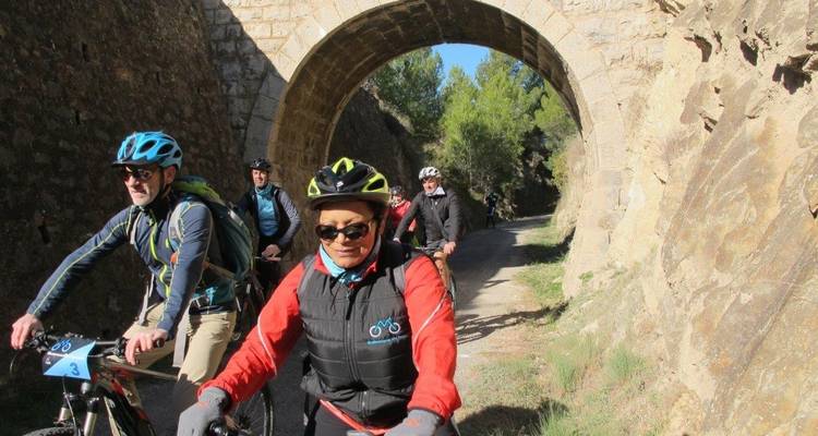 Ojos Negros La vía verde más larga de España en 3 etapas - Mediterranean Bike Tours 8