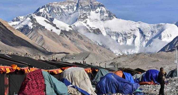 China/ Tibet: Vom Volk der Naxi über Shangri La nach Lhasa bis zum Mount Everest - MOSKITO Adventures 2