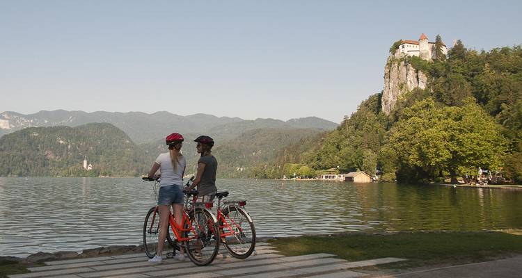Lake Bled Tour - Helia Travel Agency 4
