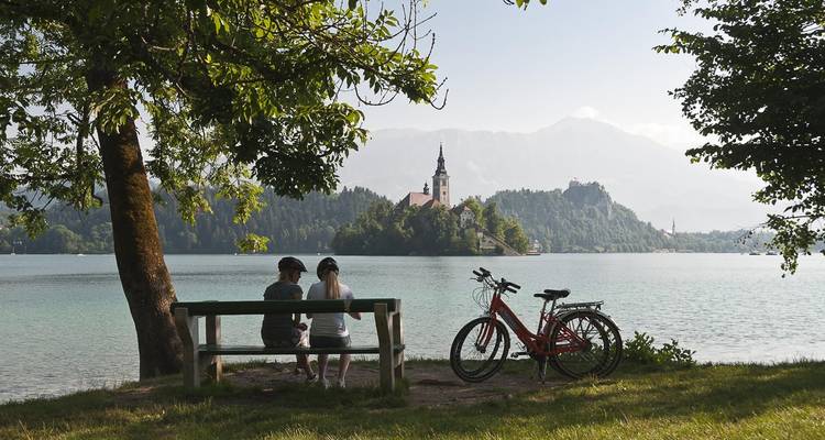 Lake Bled Tour - Helia Travel Agency 6