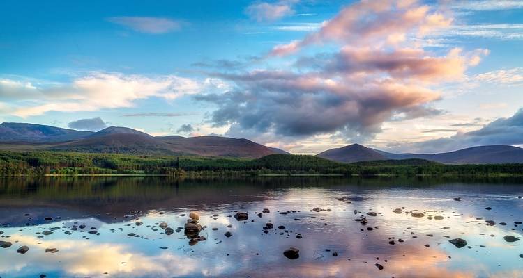 Recorre los Cairngorms en verano - Intrepid Travel 1