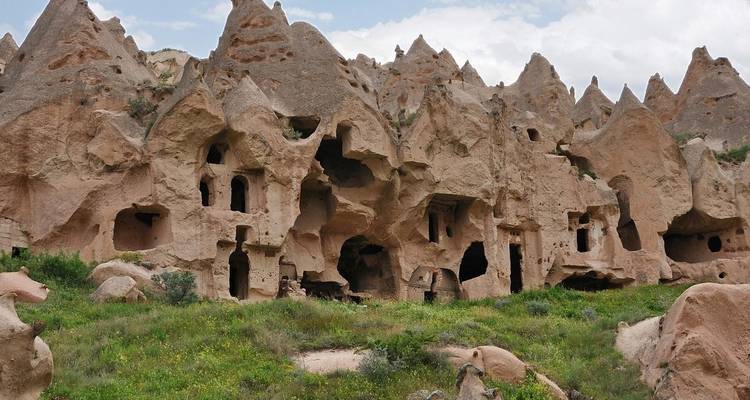 Escapada de 4 días a Capadocia c/hotel en cueva+vuelo en globo opcional - Tour Altinkum Travel 8