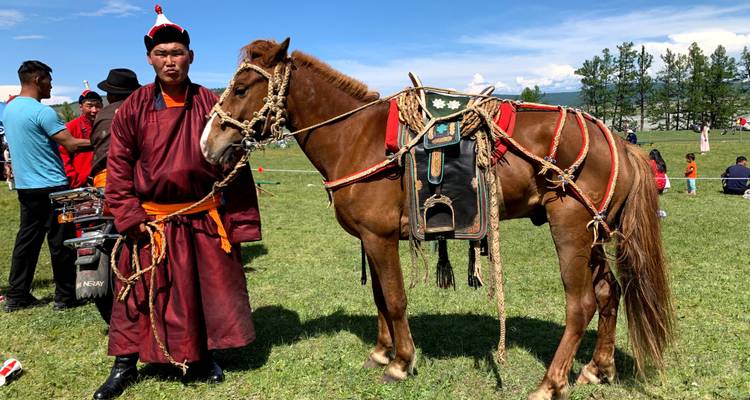 Festival de Naadam y Excursión al Parque Nacional de Terelj - TTRMongolia 1