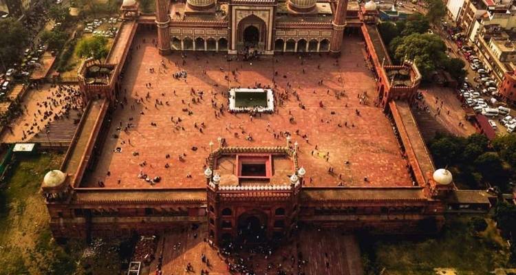 Golden Triangle with Varanasi & Kerala - MTA Destination Management Company 8