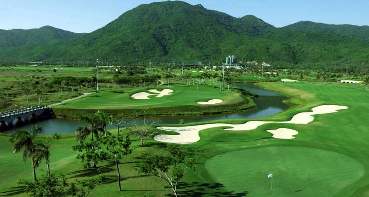 SOUTH CHINA LUXURY GOLF TOUR: SPRING CITY & MISSION HILLS SHENZHEN - Tweet World Travel 9
