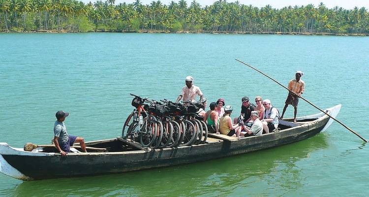 Cycle Kerala - Festival Holi - Explore! 9