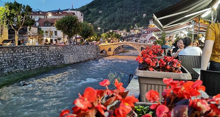 Au départ de Tirana : Visite semi-privée d'une journée à Prizren - Choose Balkans 4