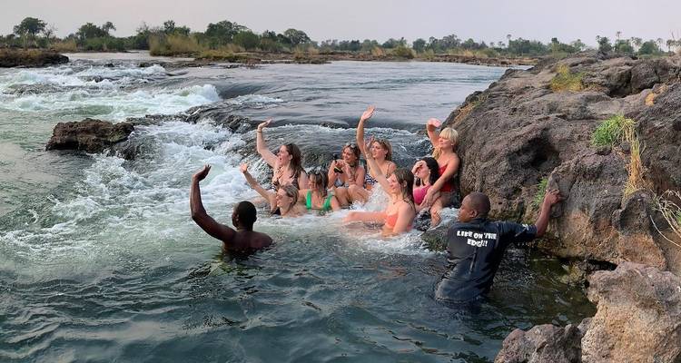Circuitos privados de 11 días por Tanzania y Zambia - Arusha - Livingstone fly in - Little Roz Tours 1