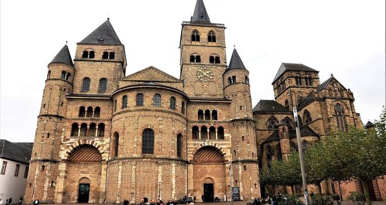 An Exceptional Cruise Through the Fairytale-like Landscapes on the Moselle and the Romantic Rhine (port-to-port cruise) - CroisiEurope River Cruises 4