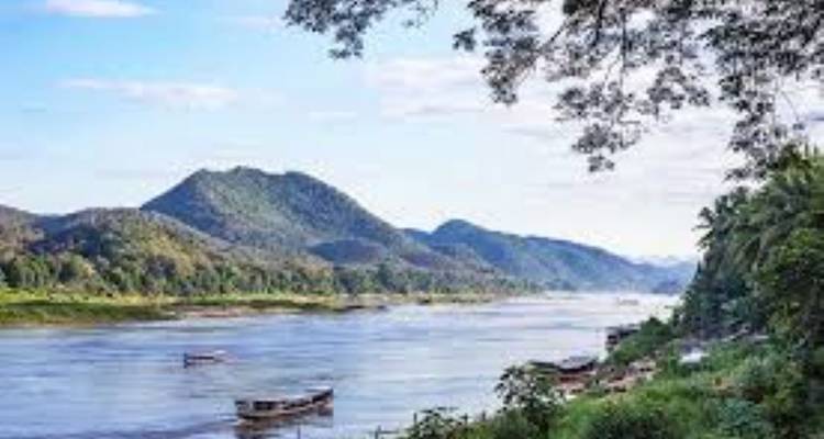 Circuito de lujo de 10 días por el Alto Mekong a través de Laos - Tweet World Cruises 3